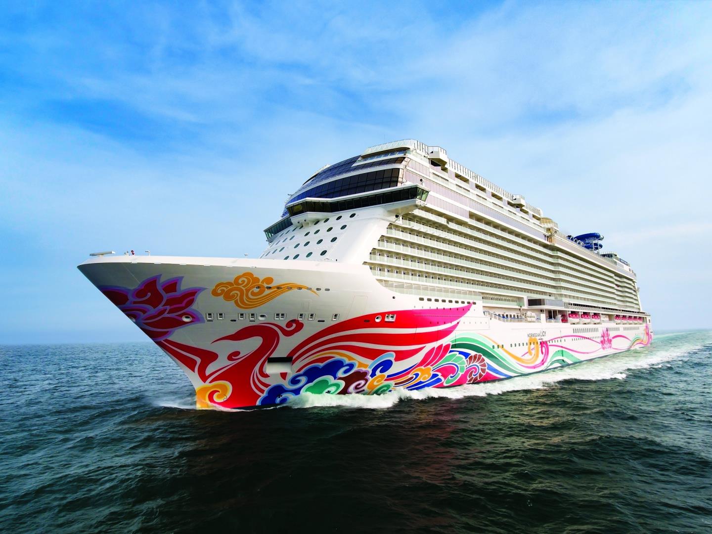 7-day Cruise to Bermuda from New York, New York on Norwegian Joy